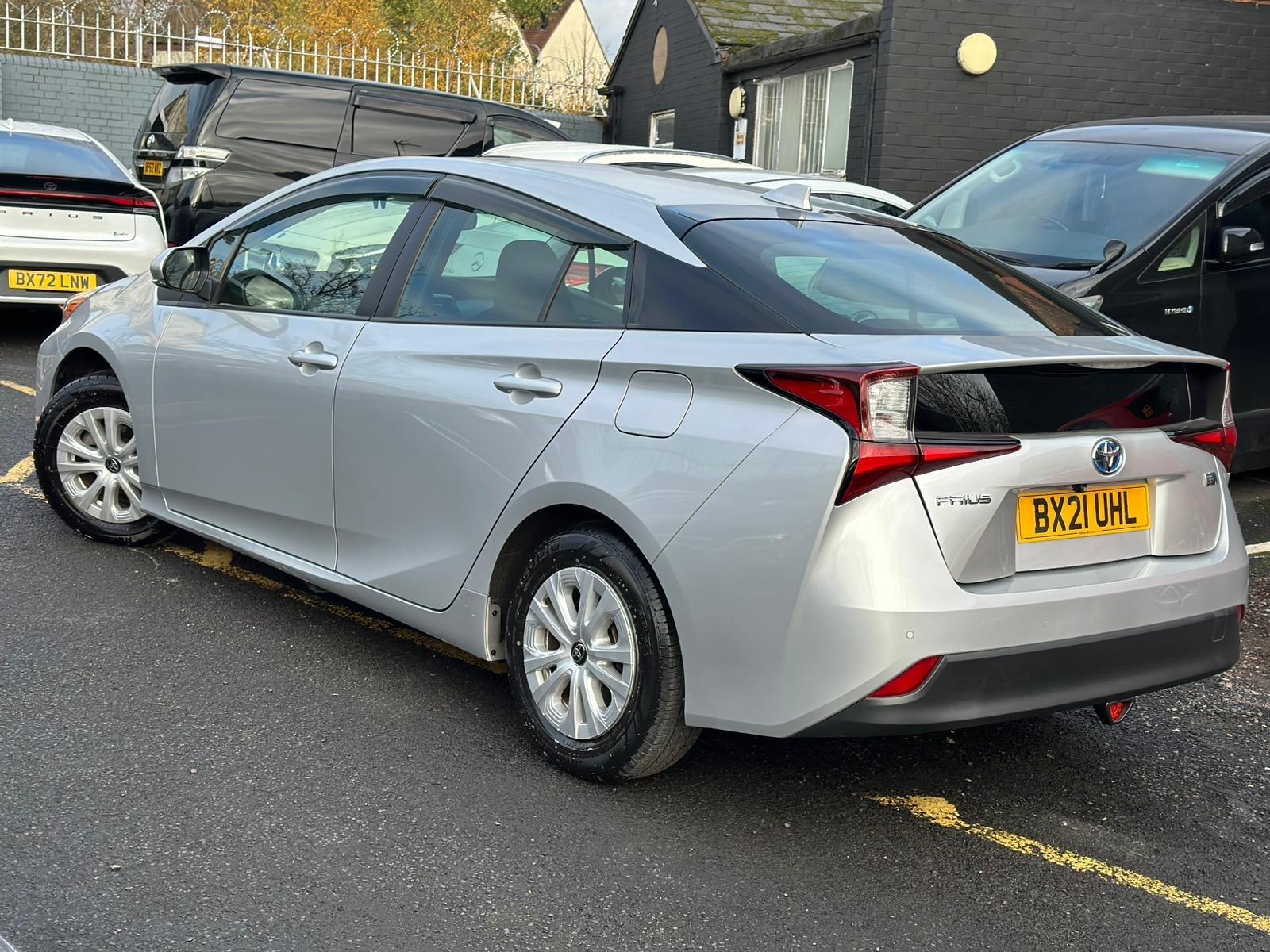 Toyota **SOLD** Prius - Hybrid 1.8 VVhT CVT Business Edition 5dr Image